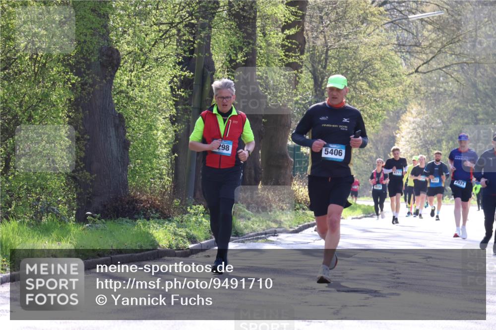 12.04.2026 - 45. Internationalen Wilhelmsburger Insellauf Yannick Fuchs http://msf.ph/oto/9491710 12.04.2026 10:42:48 Laufen 298, 20, 11, 2015, 5406, 4636, 4711, 5047, 2821 meine-sportfotos.de