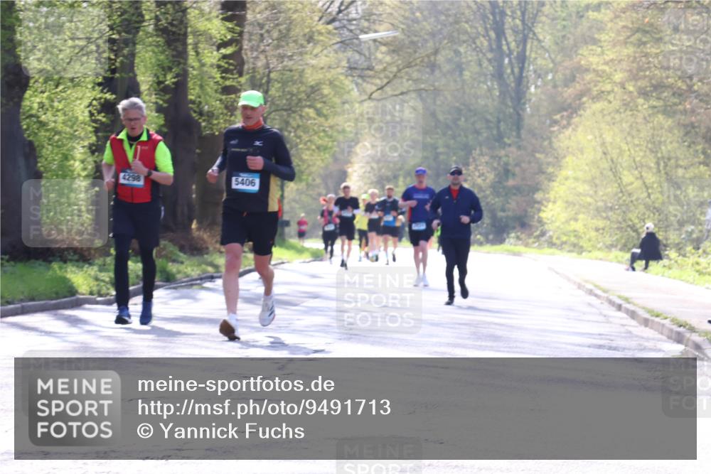 12.04.2026 - 45. Internationalen Wilhelmsburger Insellauf Yannick Fuchs http://msf.ph/oto/9491713 12.04.2026 10:42:49 Laufen 5406, 4298 meine-sportfotos.de