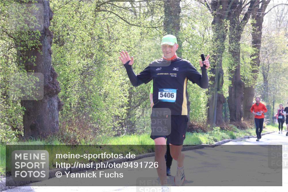 12.04.2026 - 45. Internationalen Wilhelmsburger Insellauf Yannick Fuchs http://msf.ph/oto/9491726 12.04.2026 10:42:52 Laufen 2015, 5406 meine-sportfotos.de