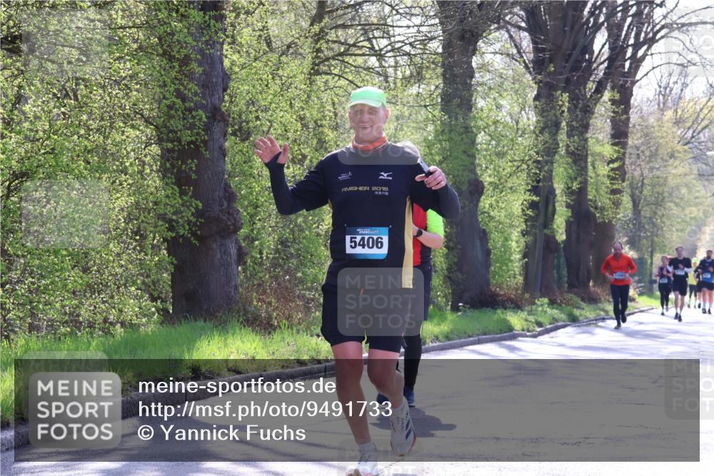 12.04.2026 - 45. Internationalen Wilhelmsburger Insellauf Yannick Fuchs http://msf.ph/oto/9491733 12.04.2026 10:42:53 Laufen 2015, 5406 meine-sportfotos.de