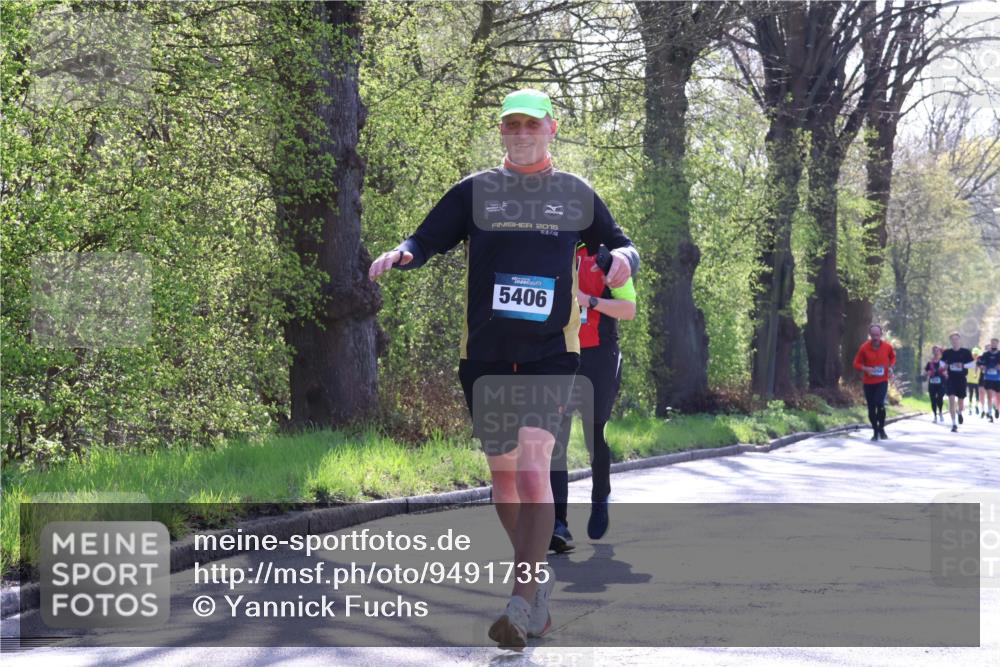 12.04.2026 - 45. Internationalen Wilhelmsburger Insellauf Yannick Fuchs http://msf.ph/oto/9491735 12.04.2026 10:42:53 Laufen 2015, 5406 meine-sportfotos.de