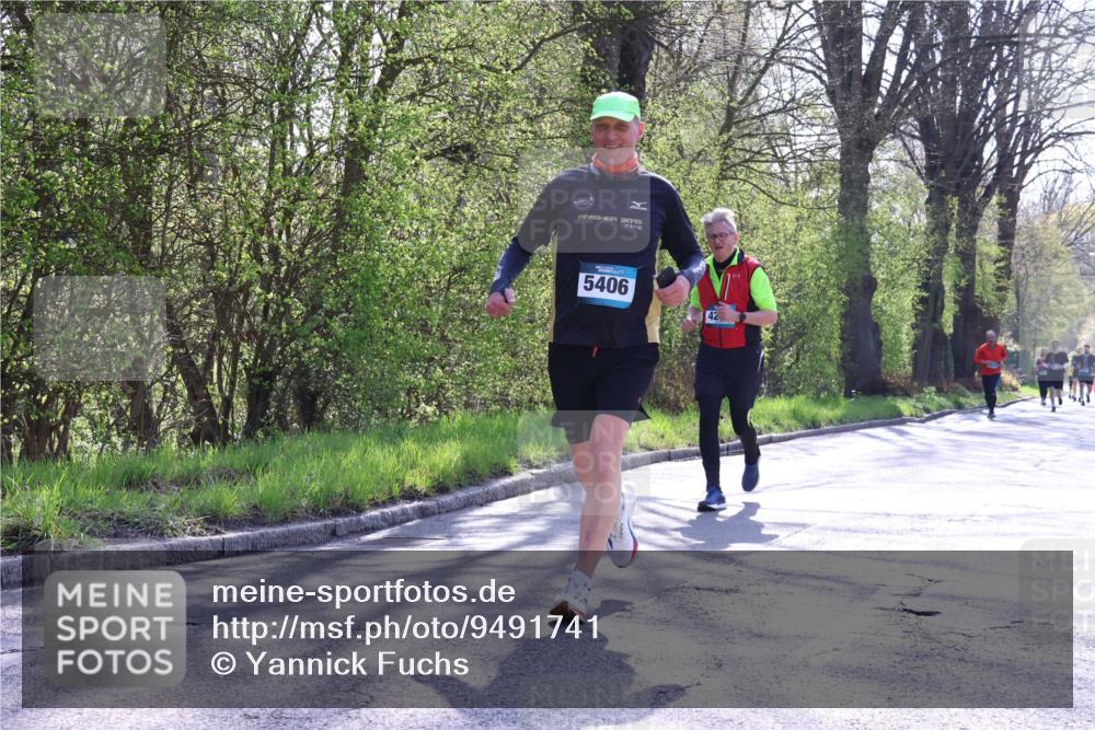 12.04.2026 - 45. Internationalen Wilhelmsburger Insellauf Yannick Fuchs http://msf.ph/oto/9491741 12.04.2026 10:42:54 Laufen 2015, 5406, 42 meine-sportfotos.de