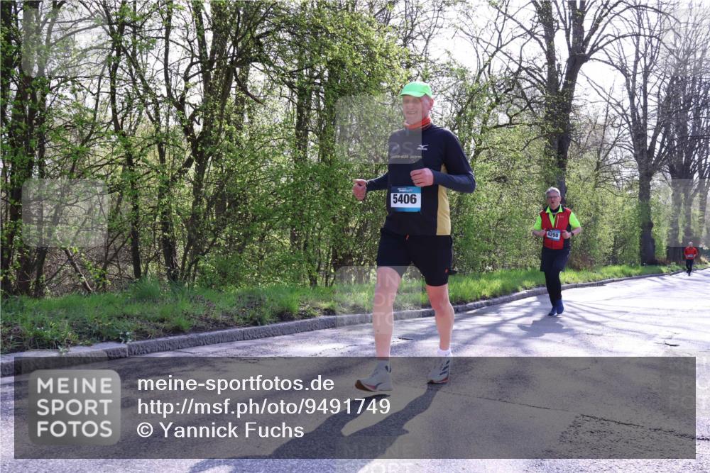12.04.2026 - 45. Internationalen Wilhelmsburger Insellauf Yannick Fuchs http://msf.ph/oto/9491749 12.04.2026 10:42:55 Laufen 2015, 5406, 4298 meine-sportfotos.de
