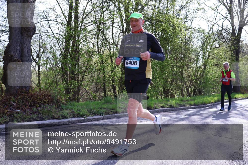 12.04.2026 - 45. Internationalen Wilhelmsburger Insellauf Yannick Fuchs http://msf.ph/oto/9491753 12.04.2026 10:42:55 Laufen 2015, 5406, 4298 meine-sportfotos.de