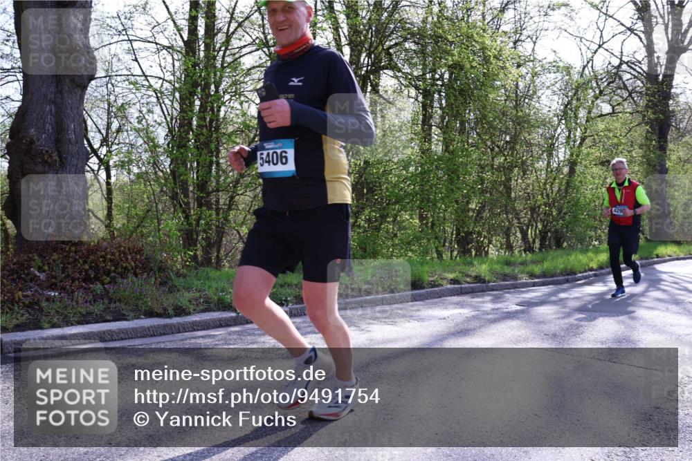 12.04.2026 - 45. Internationalen Wilhelmsburger Insellauf Yannick Fuchs http://msf.ph/oto/9491754 12.04.2026 10:42:56 Laufen 81015, 5406, 429 meine-sportfotos.de