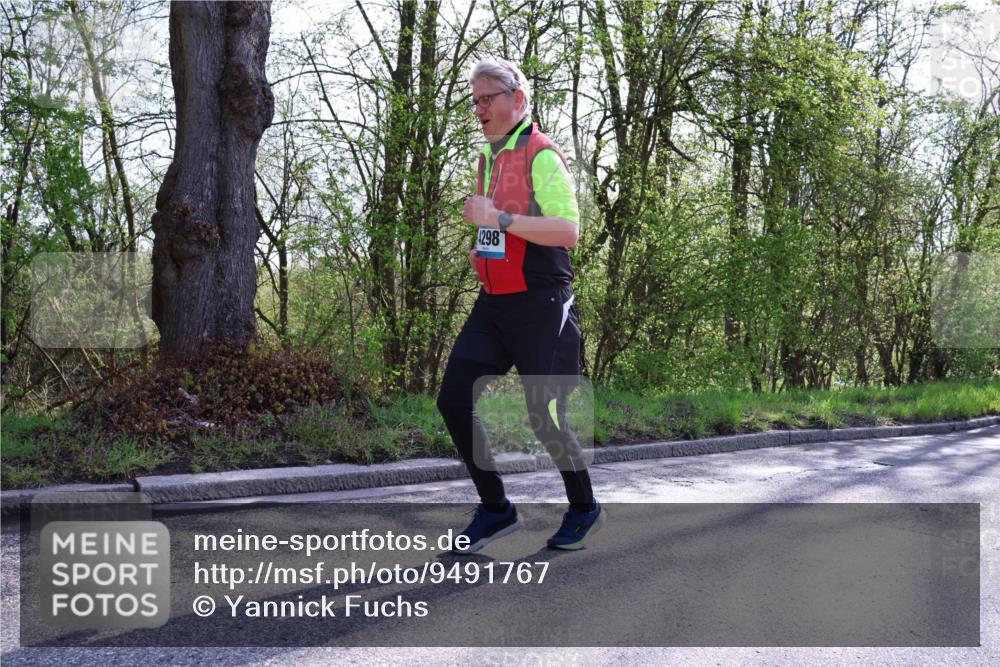 12.04.2026 - 45. Internationalen Wilhelmsburger Insellauf Yannick Fuchs http://msf.ph/oto/9491767 12.04.2026 10:42:58 Laufen 4298 meine-sportfotos.de