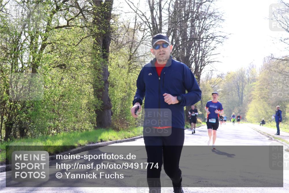 12.04.2026 - 45. Internationalen Wilhelmsburger Insellauf Yannick Fuchs http://msf.ph/oto/9491774 12.04.2026 10:43:00 Laufen 2821 meine-sportfotos.de