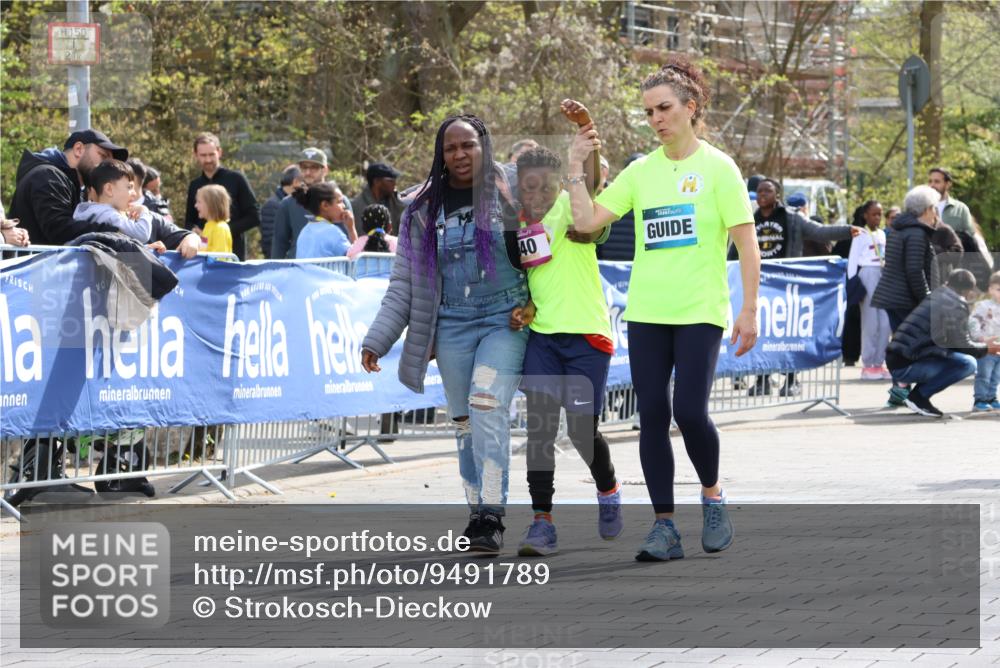 12.04.2026 - 45. Internationalen Wilhelmsburger Insellauf Strokosch-Dieckow http://msf.ph/oto/9491789 12.04.2026 14:56:49 Ziel  meine-sportfotos.de