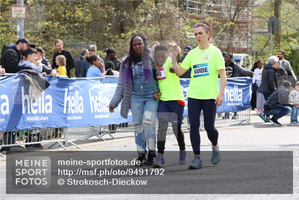 12.04.2026 - 45. Internationalen Wilhelmsburger Insellauf Strokosch-Dieckow http://msf.ph/oto/9491792 12.04.2026 14:56:49 Ziel  meine-sportfotos.de