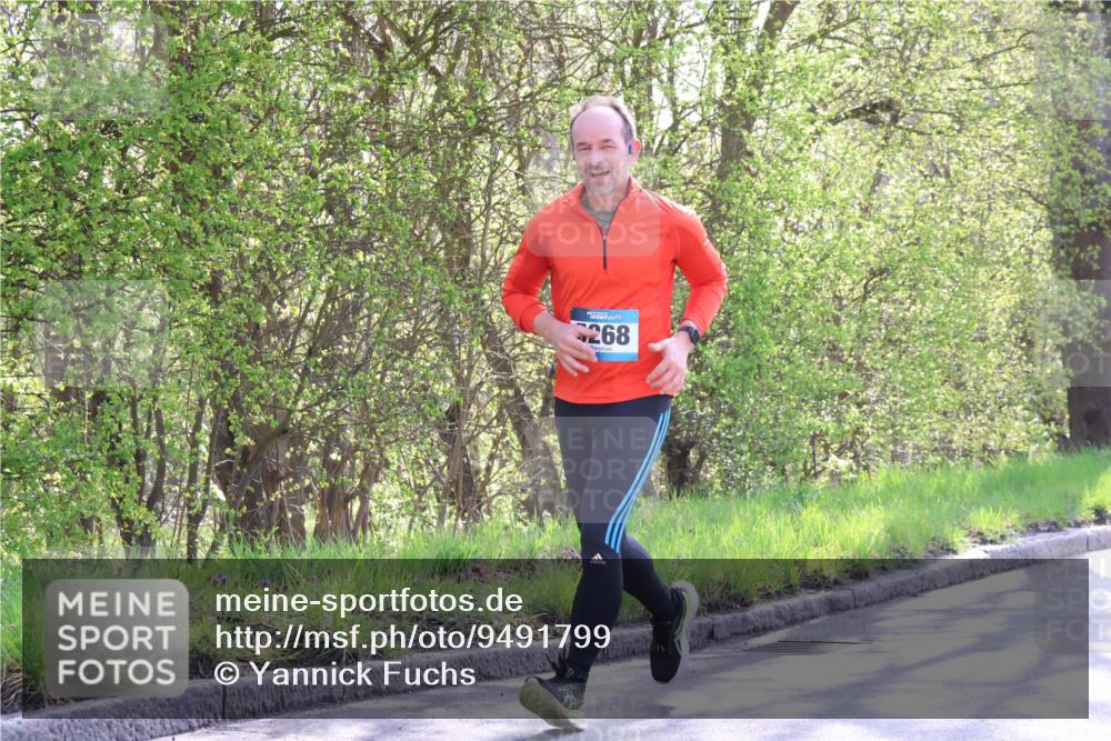 12.04.2026 - 45. Internationalen Wilhelmsburger Insellauf Yannick Fuchs http://msf.ph/oto/9491799 12.04.2026 10:43:06 Laufen 268 meine-sportfotos.de