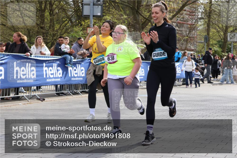 12.04.2026 - 45. Internationalen Wilhelmsburger Insellauf Strokosch-Dieckow http://msf.ph/oto/9491808 12.04.2026 14:55:17 Ziel 638 meine-sportfotos.de