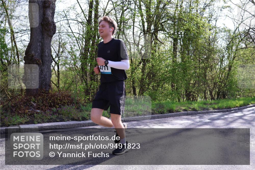 12.04.2026 - 45. Internationalen Wilhelmsburger Insellauf Yannick Fuchs http://msf.ph/oto/9491823 12.04.2026 10:43:10 Laufen 4711 meine-sportfotos.de