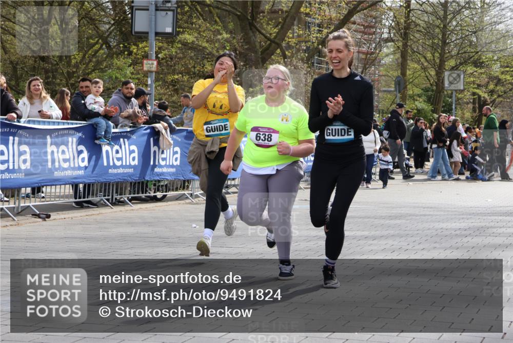 12.04.2026 - 45. Internationalen Wilhelmsburger Insellauf Strokosch-Dieckow http://msf.ph/oto/9491824 12.04.2026 14:55:17 Ziel 638 meine-sportfotos.de