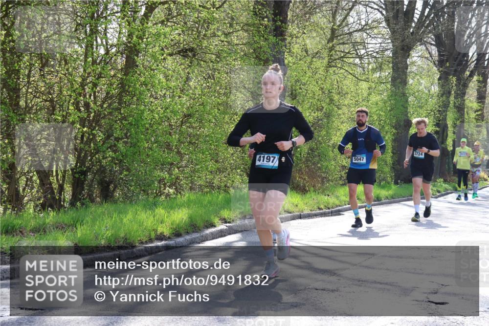 12.04.2026 - 45. Internationalen Wilhelmsburger Insellauf Yannick Fuchs http://msf.ph/oto/9491832 12.04.2026 10:43:11 Laufen 4197, 5047, 3724, 2921 meine-sportfotos.de