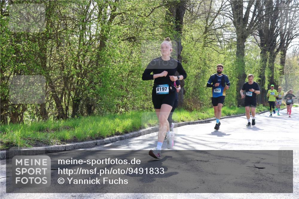 12.04.2026 - 45. Internationalen Wilhelmsburger Insellauf Yannick Fuchs http://msf.ph/oto/9491833 12.04.2026 10:43:12 Laufen 4197, 5047, 3724 meine-sportfotos.de