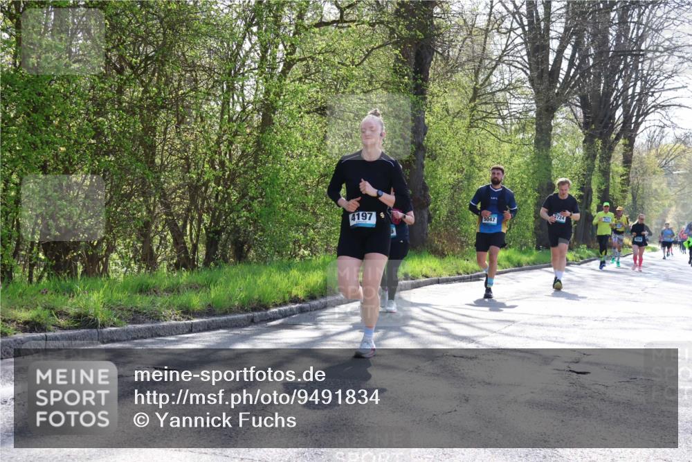 12.04.2026 - 45. Internationalen Wilhelmsburger Insellauf Yannick Fuchs http://msf.ph/oto/9491834 12.04.2026 10:43:12 Laufen 4197, 5047, 3724 meine-sportfotos.de