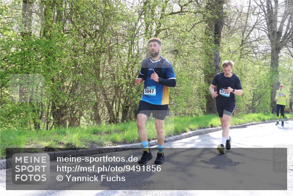 12.04.2026 - 45. Internationalen Wilhelmsburger Insellauf Yannick Fuchs http://msf.ph/oto/9491856 12.04.2026 10:43:15 Laufen 5047, 3724, 2921 meine-sportfotos.de