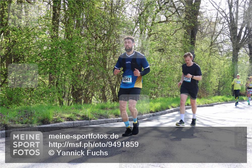 12.04.2026 - 45. Internationalen Wilhelmsburger Insellauf Yannick Fuchs http://msf.ph/oto/9491859 12.04.2026 10:43:15 Laufen 5047, 3724, 2921, 2349 meine-sportfotos.de