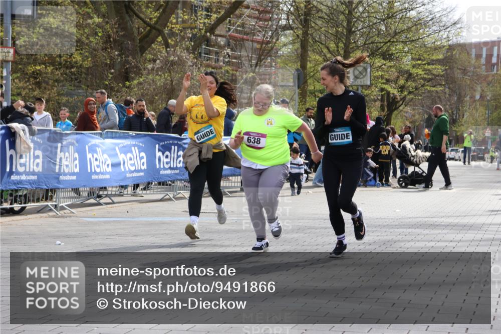 12.04.2026 - 45. Internationalen Wilhelmsburger Insellauf Strokosch-Dieckow http://msf.ph/oto/9491866 12.04.2026 14:55:16 Ziel 638 meine-sportfotos.de