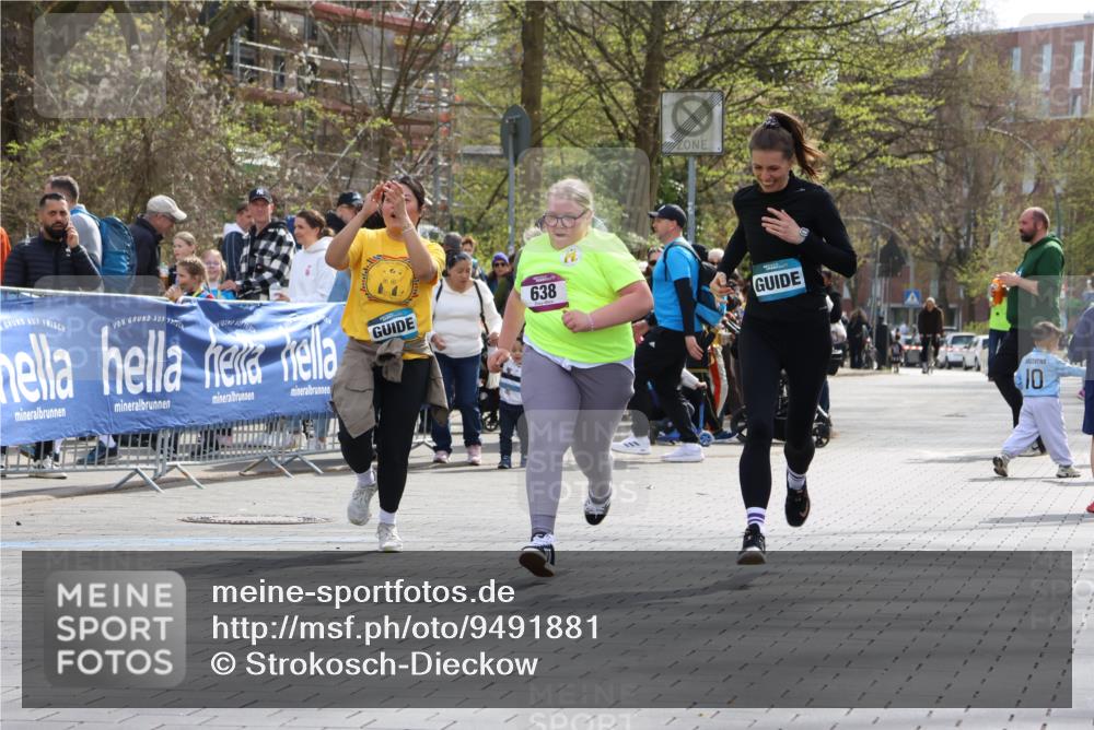 12.04.2026 - 45. Internationalen Wilhelmsburger Insellauf Strokosch-Dieckow http://msf.ph/oto/9491881 12.04.2026 14:55:15 Ziel 638 meine-sportfotos.de