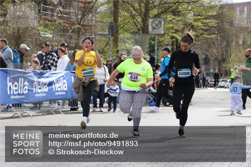 12.04.2026 - 45. Internationalen Wilhelmsburger Insellauf Strokosch-Dieckow http://msf.ph/oto/9491893 12.04.2026 14:55:15 Ziel 638 meine-sportfotos.de