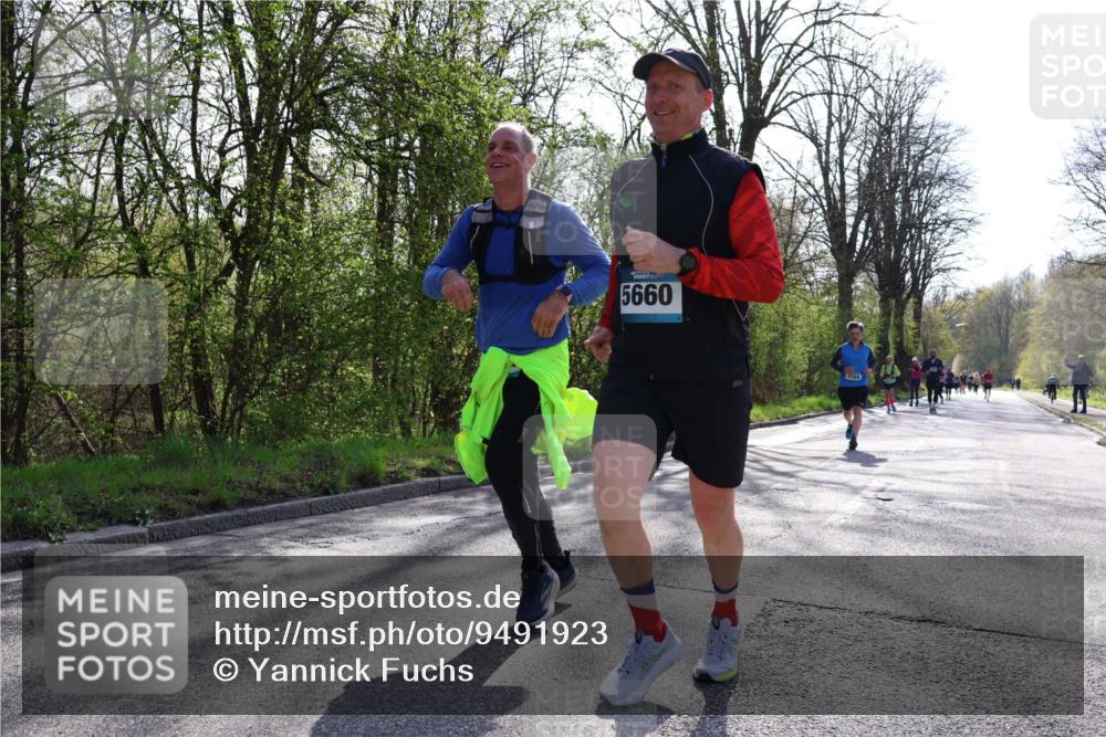 12.04.2026 - 45. Internationalen Wilhelmsburger Insellauf Yannick Fuchs http://msf.ph/oto/9491923 12.04.2026 10:43:25 Laufen 5660, 2569 meine-sportfotos.de