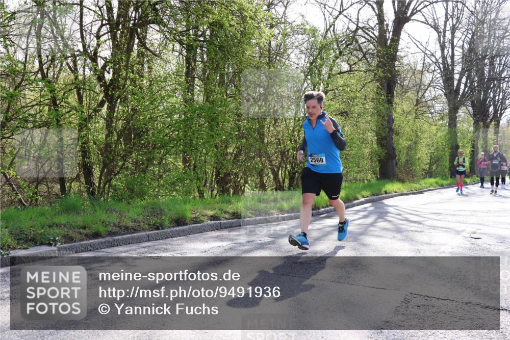 12.04.2026 - 45. Internationalen Wilhelmsburger Insellauf Yannick Fuchs http://msf.ph/oto/9491936 12.04.2026 10:43:27 Laufen 2569 meine-sportfotos.de