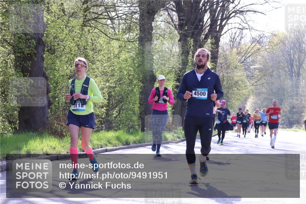 12.04.2026 - 45. Internationalen Wilhelmsburger Insellauf Yannick Fuchs http://msf.ph/oto/9491951 12.04.2026 10:43:30 Laufen 3118, 4500, 3175 meine-sportfotos.de