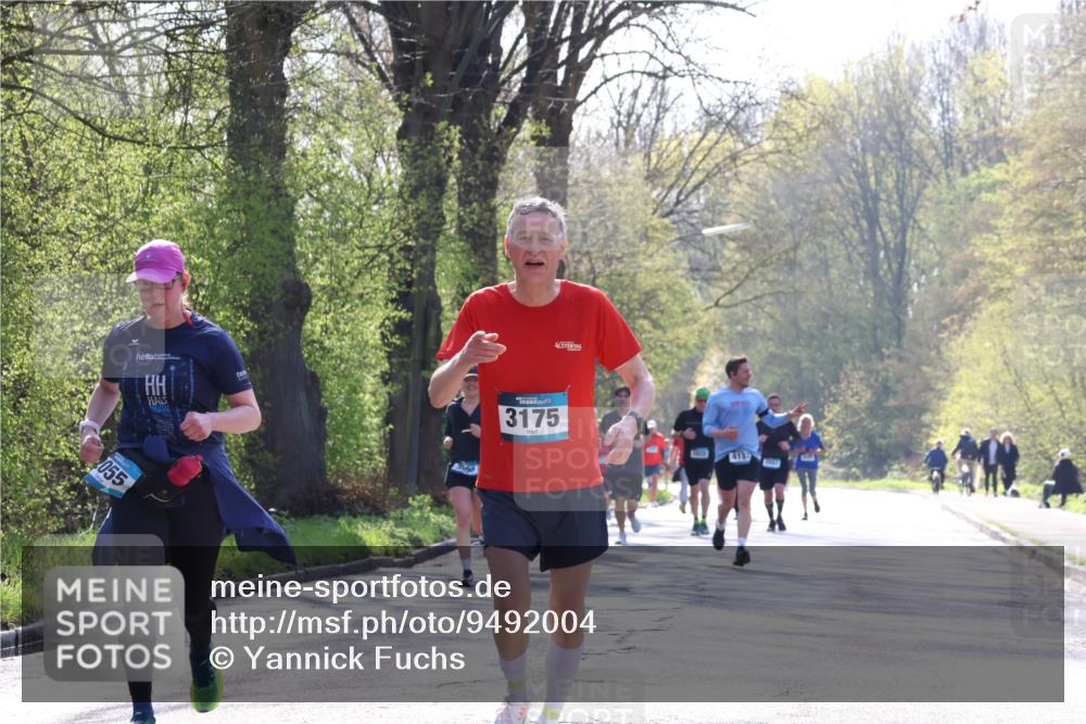 12.04.2026 - 45. Internationalen Wilhelmsburger Insellauf Yannick Fuchs http://msf.ph/oto/9492004 12.04.2026 10:43:38 Laufen 3175, 055, 1433, 413 meine-sportfotos.de