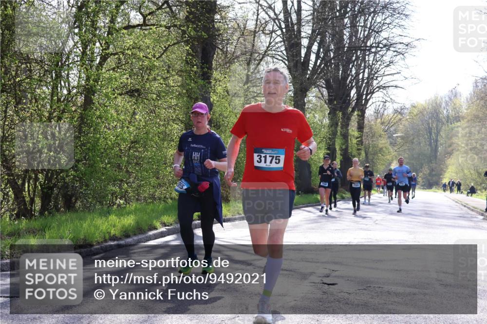 12.04.2026 - 45. Internationalen Wilhelmsburger Insellauf Yannick Fuchs http://msf.ph/oto/9492021 12.04.2026 10:43:40 Laufen 3175, 3580 meine-sportfotos.de