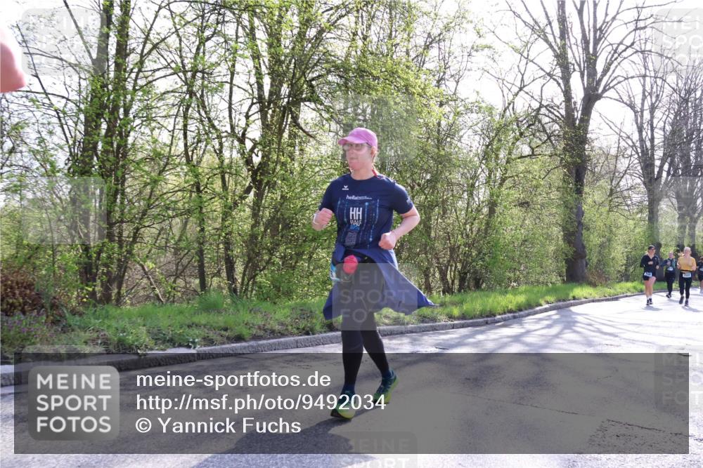 12.04.2026 - 45. Internationalen Wilhelmsburger Insellauf Yannick Fuchs http://msf.ph/oto/9492034 12.04.2026 10:43:42 Laufen  meine-sportfotos.de