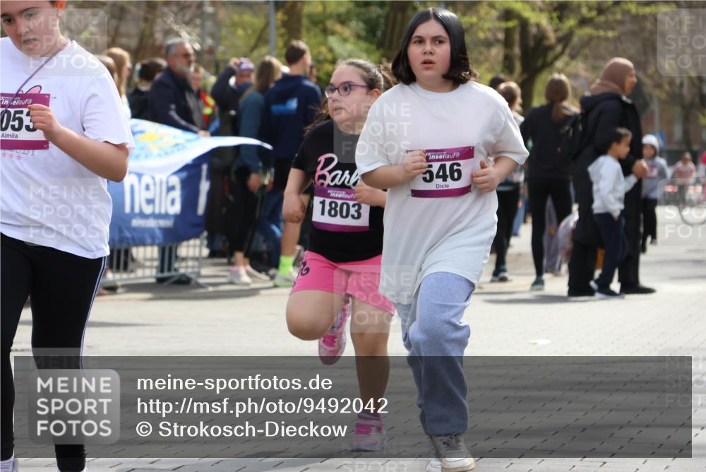12.04.2026 - 45. Internationalen Wilhelmsburger Insellauf Strokosch-Dieckow http://msf.ph/oto/9492042 12.04.2026 14:52:31 Ziel 1053, 546, 1803 meine-sportfotos.de