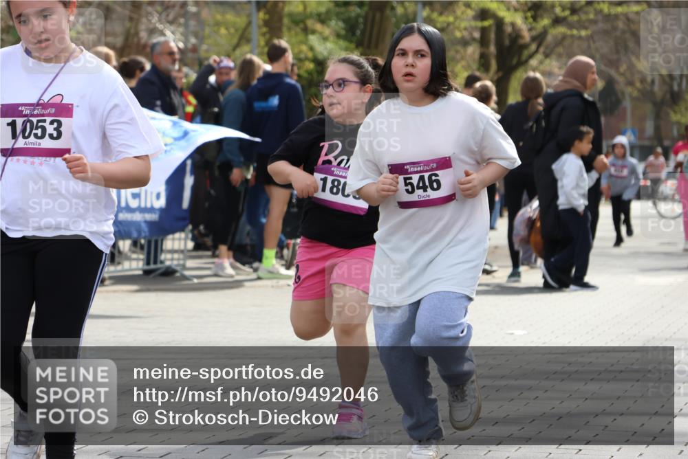 12.04.2026 - 45. Internationalen Wilhelmsburger Insellauf Strokosch-Dieckow http://msf.ph/oto/9492046 12.04.2026 14:52:30 Ziel 1053, 546, 1803 meine-sportfotos.de