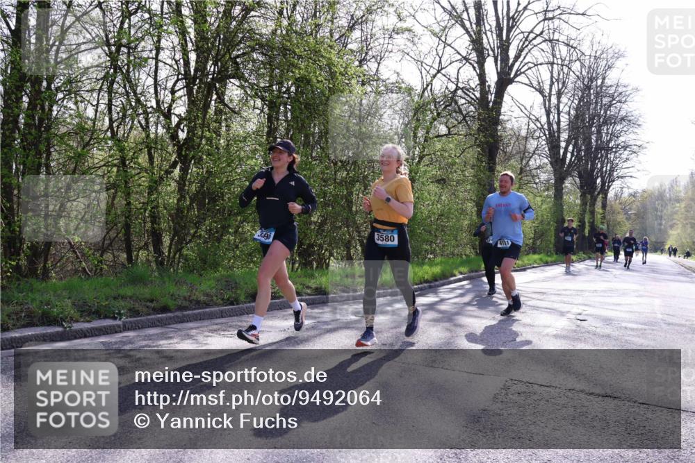 12.04.2026 - 45. Internationalen Wilhelmsburger Insellauf Yannick Fuchs http://msf.ph/oto/9492064 12.04.2026 10:43:46 Laufen 39, 3580, 4131 meine-sportfotos.de