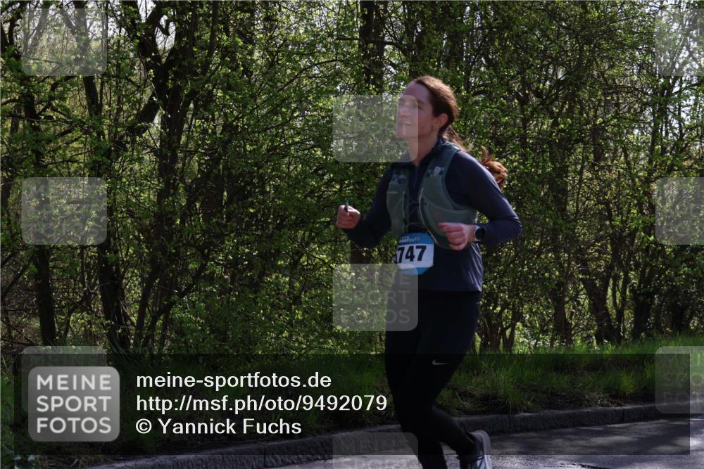 12.04.2026 - 45. Internationalen Wilhelmsburger Insellauf Yannick Fuchs http://msf.ph/oto/9492079 12.04.2026 10:43:48 Laufen 747 meine-sportfotos.de