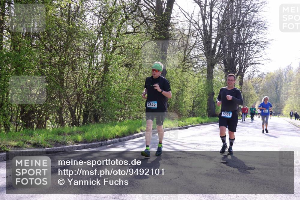 12.04.2026 - 45. Internationalen Wilhelmsburger Insellauf Yannick Fuchs http://msf.ph/oto/9492101 12.04.2026 10:43:52 Laufen 5822, 5557 meine-sportfotos.de