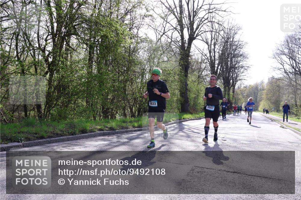 12.04.2026 - 45. Internationalen Wilhelmsburger Insellauf Yannick Fuchs http://msf.ph/oto/9492108 12.04.2026 10:43:53 Laufen 5557, 5822 meine-sportfotos.de