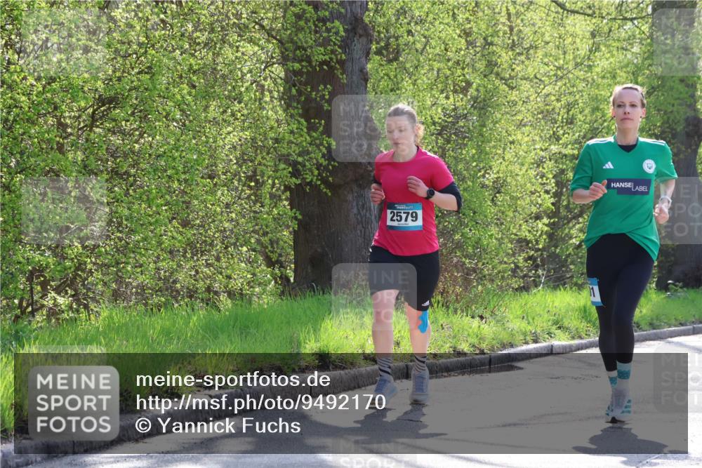 12.04.2026 - 45. Internationalen Wilhelmsburger Insellauf Yannick Fuchs http://msf.ph/oto/9492170 12.04.2026 10:44:02 Laufen 2579 meine-sportfotos.de