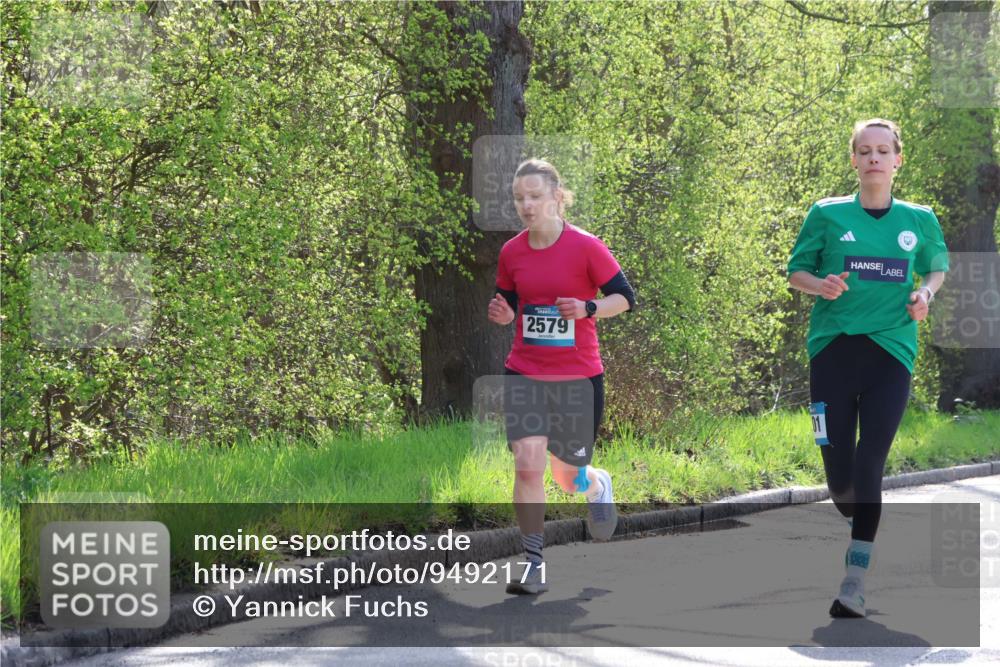 12.04.2026 - 45. Internationalen Wilhelmsburger Insellauf Yannick Fuchs http://msf.ph/oto/9492171 12.04.2026 10:44:03 Laufen 2579 meine-sportfotos.de