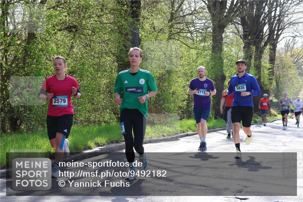 12.04.2026 - 45. Internationalen Wilhelmsburger Insellauf Yannick Fuchs http://msf.ph/oto/9492182 12.04.2026 10:44:04 Laufen 2579, 5835, 5773, 1224, 7133 meine-sportfotos.de