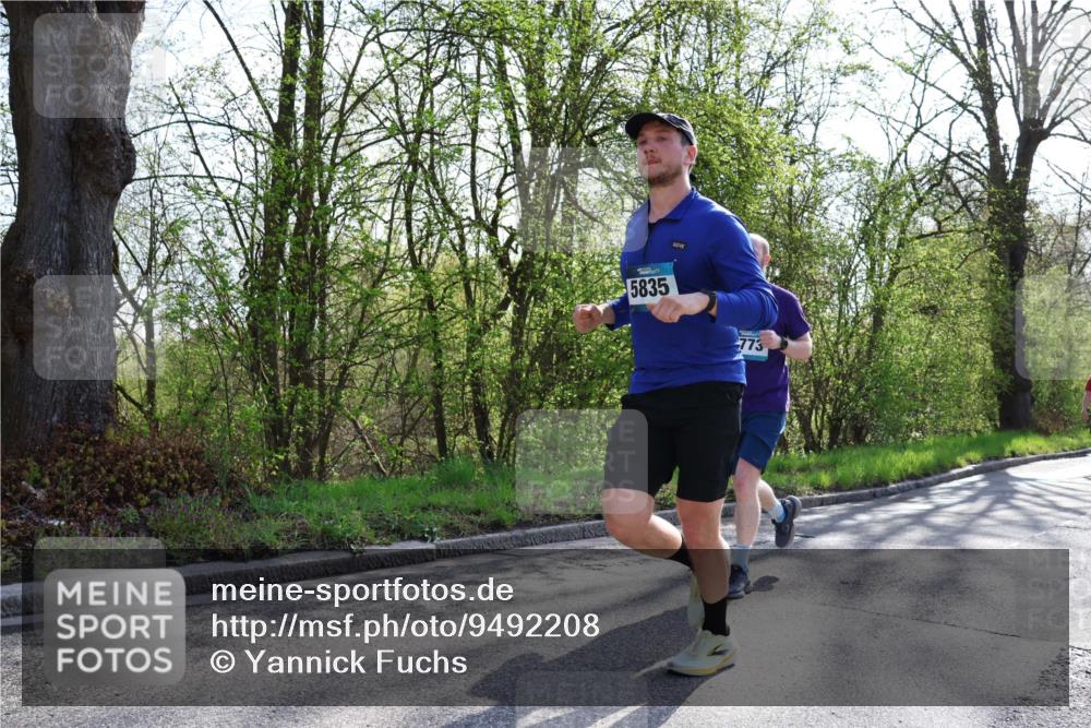 12.04.2026 - 45. Internationalen Wilhelmsburger Insellauf Yannick Fuchs http://msf.ph/oto/9492208 12.04.2026 10:44:08 Laufen 5835, 773 meine-sportfotos.de