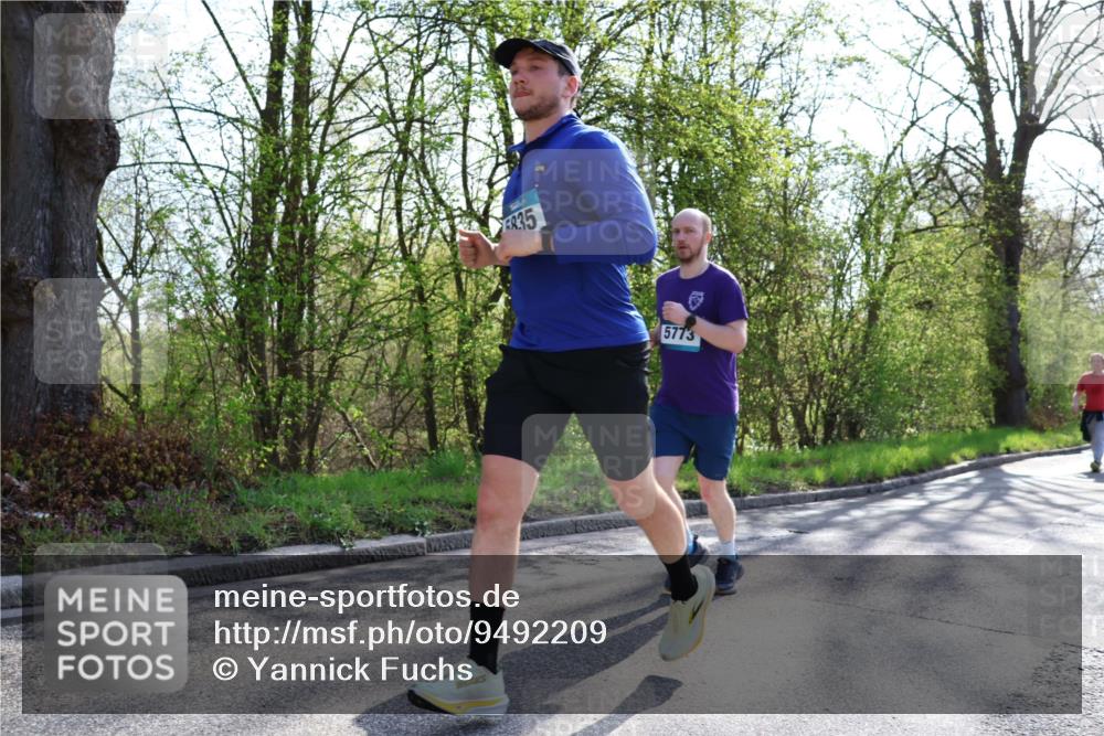 12.04.2026 - 45. Internationalen Wilhelmsburger Insellauf Yannick Fuchs http://msf.ph/oto/9492209 12.04.2026 10:44:08 Laufen 835, 5773 meine-sportfotos.de