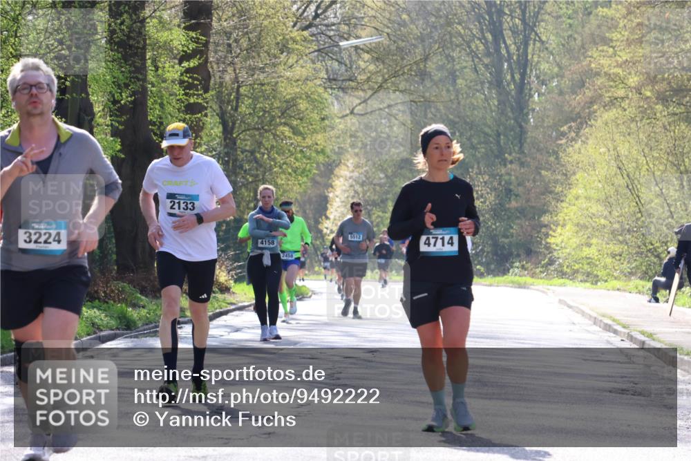 12.04.2026 - 45. Internationalen Wilhelmsburger Insellauf Yannick Fuchs http://msf.ph/oto/9492222 12.04.2026 10:44:11 Laufen 3224, 2133, 4158, 2458, 5512, 4714 meine-sportfotos.de