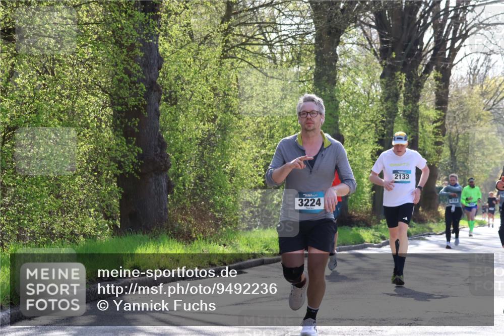 12.04.2026 - 45. Internationalen Wilhelmsburger Insellauf Yannick Fuchs http://msf.ph/oto/9492236 12.04.2026 10:44:13 Laufen 3224, 2133, 4154 meine-sportfotos.de