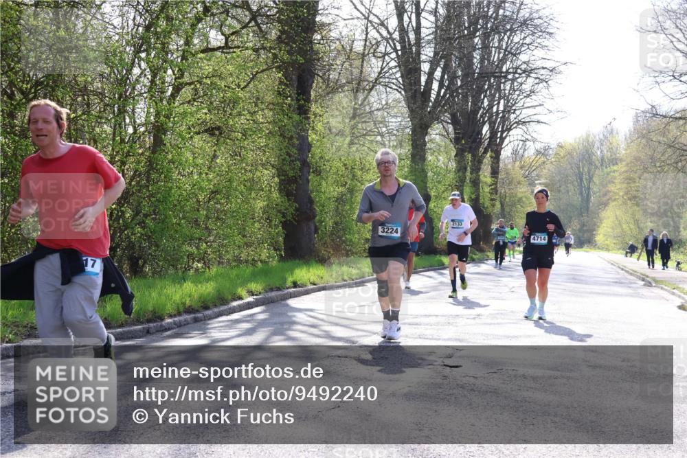 12.04.2026 - 45. Internationalen Wilhelmsburger Insellauf Yannick Fuchs http://msf.ph/oto/9492240 12.04.2026 10:44:13 Laufen 17, 3224, 2133, 4714 meine-sportfotos.de