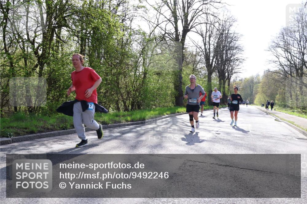 12.04.2026 - 45. Internationalen Wilhelmsburger Insellauf Yannick Fuchs http://msf.ph/oto/9492246 12.04.2026 10:44:14 Laufen 3224, 4714, 17 meine-sportfotos.de