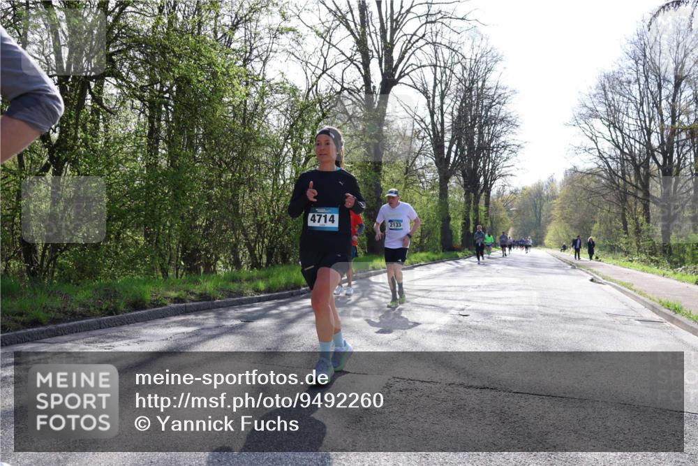 12.04.2026 - 45. Internationalen Wilhelmsburger Insellauf Yannick Fuchs http://msf.ph/oto/9492260 12.04.2026 10:44:16 Laufen 4714, 2133 meine-sportfotos.de