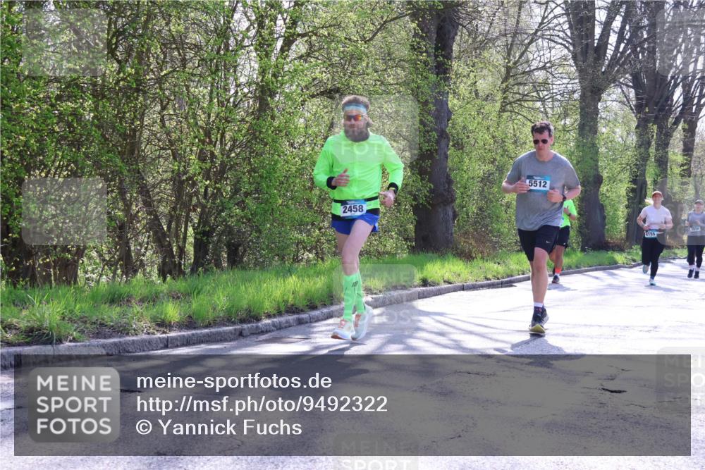 12.04.2026 - 45. Internationalen Wilhelmsburger Insellauf Yannick Fuchs http://msf.ph/oto/9492322 12.04.2026 10:44:27 Laufen 2458, 5512, 3916, 4155 meine-sportfotos.de
