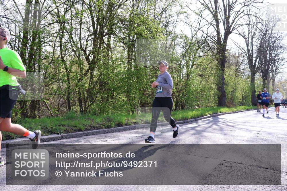 12.04.2026 - 45. Internationalen Wilhelmsburger Insellauf Yannick Fuchs http://msf.ph/oto/9492371 12.04.2026 10:44:35 Laufen 916 meine-sportfotos.de