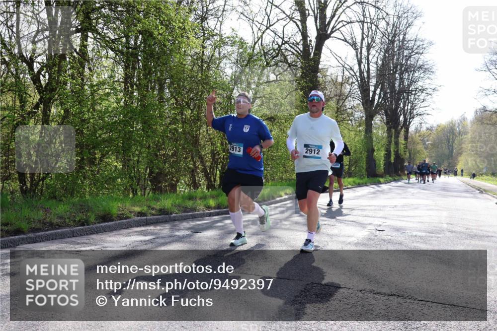 12.04.2026 - 45. Internationalen Wilhelmsburger Insellauf Yannick Fuchs http://msf.ph/oto/9492397 12.04.2026 10:44:39 Laufen 2913, 2912, 4388 meine-sportfotos.de